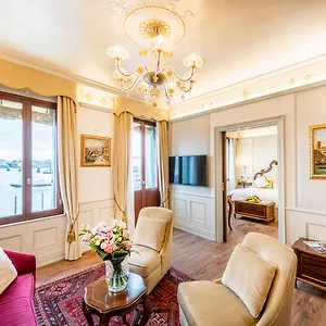 https://monaco-and-grand-canal.hotelslidodijesolo.com